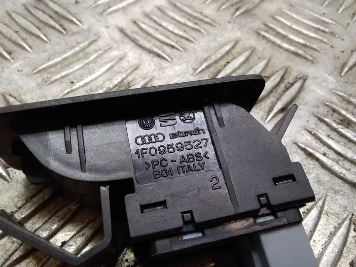 Volkswagen Touran I (2003 - 2010) 1T0959851 Блок кнопок стеклоподъемников — фото 2