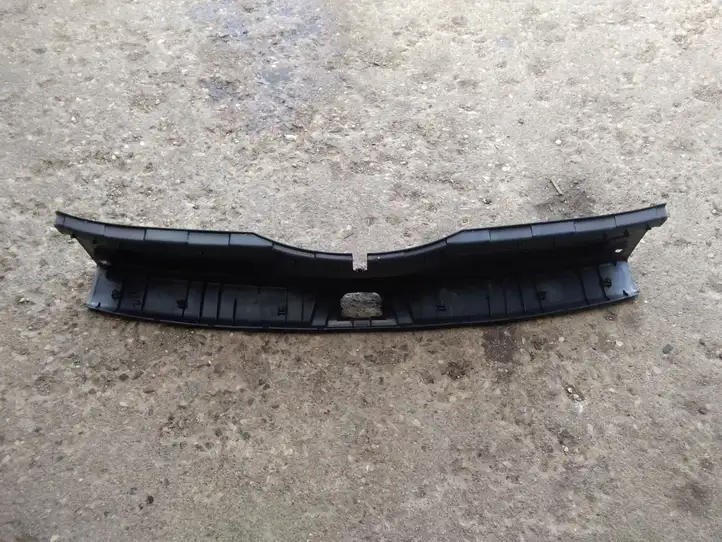 Nissan Qashqai (2013 - 2017) 849924EA0A Отделка порога багажника — фото 3