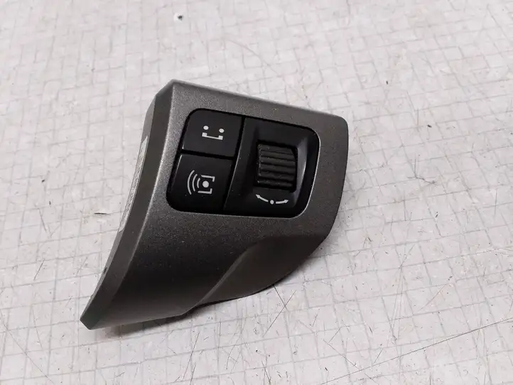 Opel Vectra C (2005 - 2009) 440758813 Кнопки на рулевом колесе — фото 2