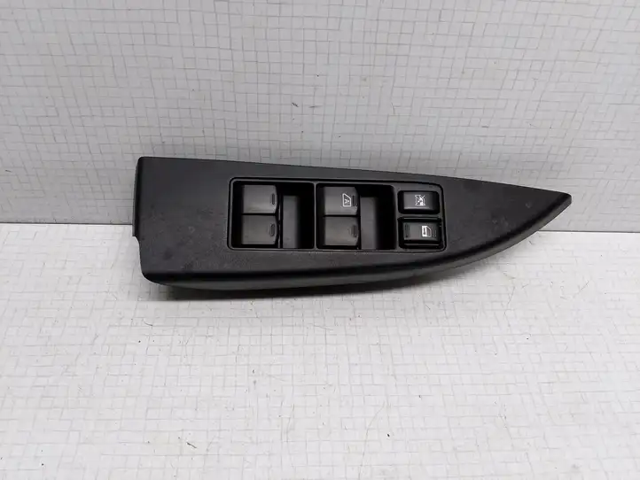 Subaru Outback (2009 - 2014) A03 Кнопка стеклоподъемников — фото 7