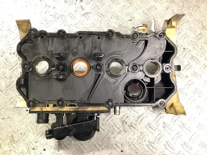 Audi A4 S4 B7 8E 8H (2004 - 2009) 06F129101R Крышка головки блока цилиндров — фото 2