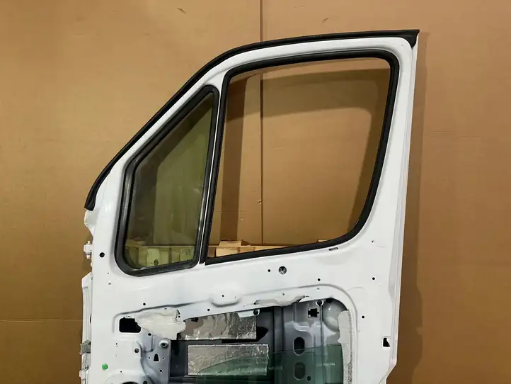 Volkswagen Crafter (2006 - 2016) Дверь — фото 7