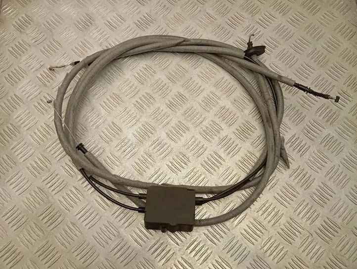 Volkswagen Crafter (2016 - )   Петля замка раздвижной двери