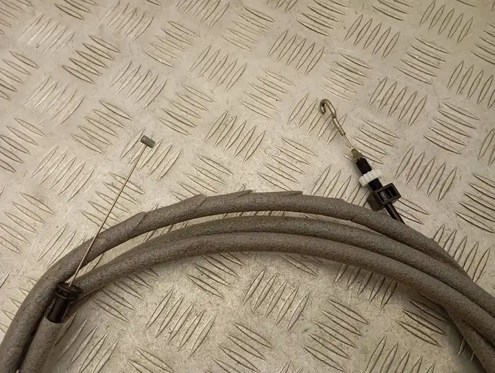 Volkswagen Crafter (2016 - )   Петля замка раздвижной двери