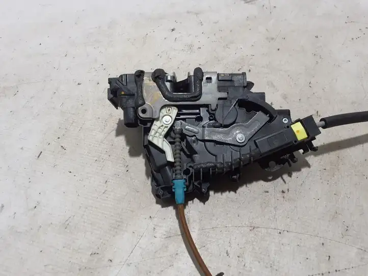Mercedes-Benz EQS V297 (2021 - ) A0997306601 Замок задней двери — фото 3