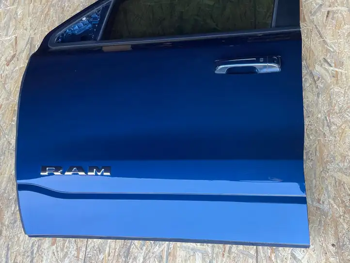 Dodge Ram (2018 - ) Дверь — фото 4