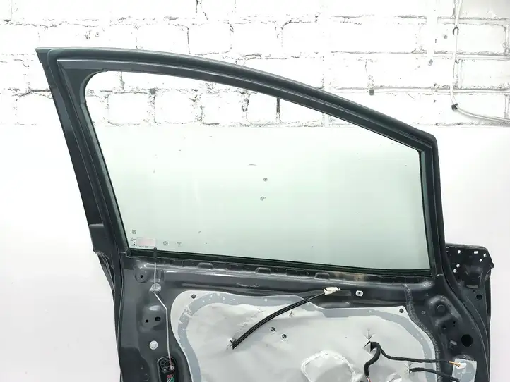 Chevrolet Bolt (2017 - )   Дверь