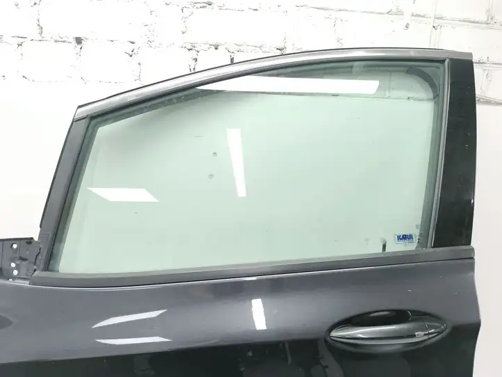 Chevrolet Bolt (2017 - )   Дверь