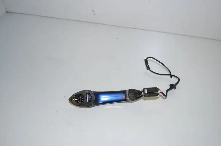 BMW 5 F10 F11 (2009 - 2016)  7249981 Наружная ручка