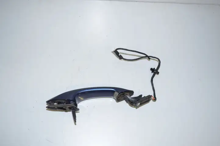 BMW 5 F10 F11 (2009 - 2016)  7249981 Наружная ручка