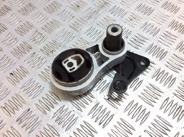 Ford Focus (2015 - 2019)  C1BY6P082BA Подушка коробки передач