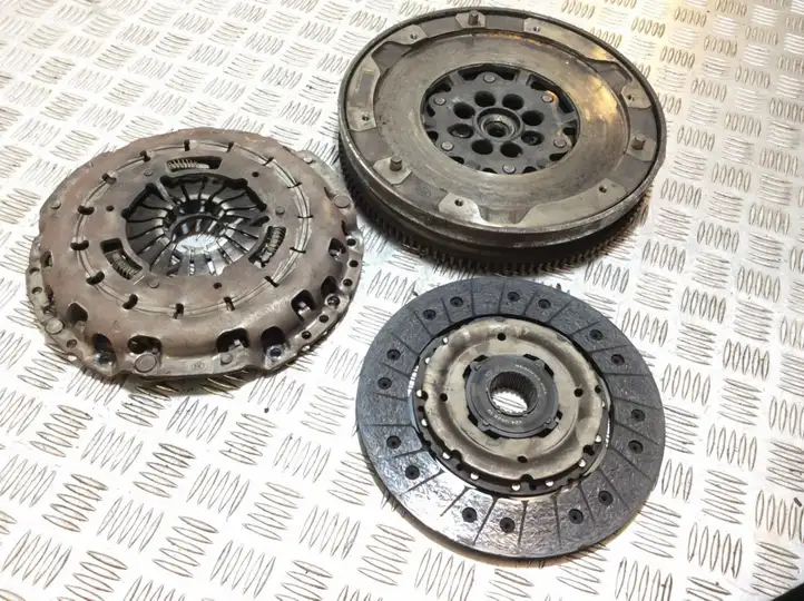 BMW 3 F30 F35 F31 (2012 - 2018) 4150552 Комплект сцепления — фото 2