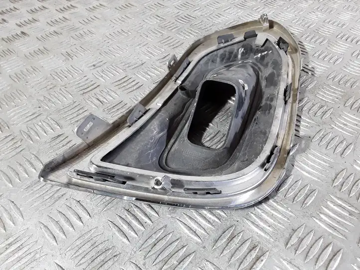 Renault Kadjar (2018 - )  2158461 Декоративная решётка противотуманной фары