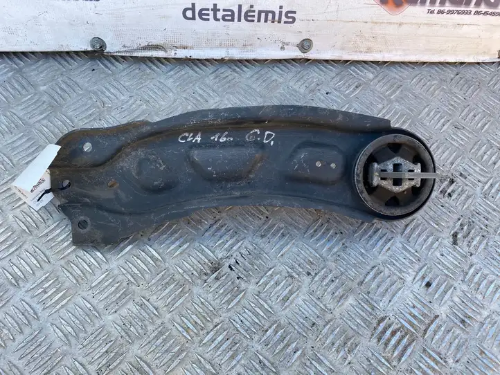 Mercedes-Benz CLA  C117,X117,W117 (2013 - 2019)  A2463530043 Вилы