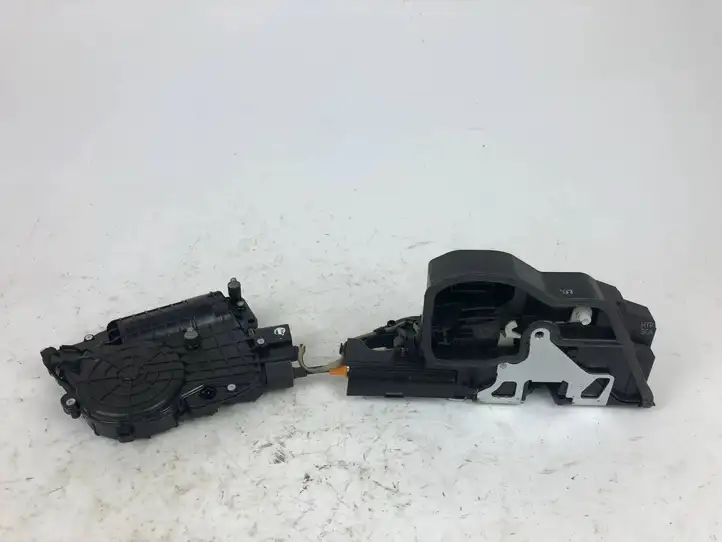 BMW X6 E71 (2008 - 2014)  7315024 Замок задней двери