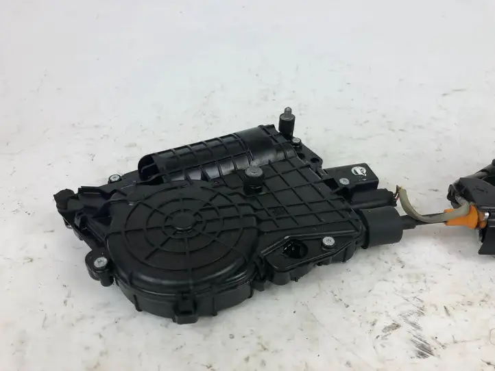 BMW X6 E71 (2008 - 2014)  7315024 Замок задней двери