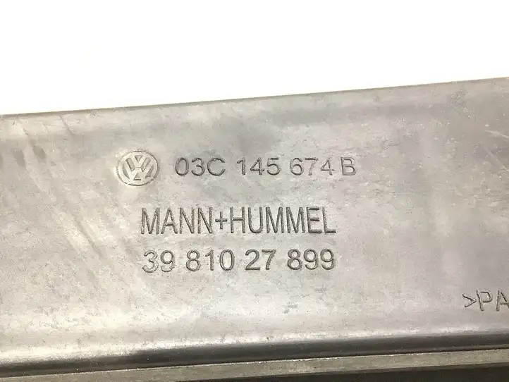 Volkswagen PASSAT B6 (2005 - 2010) 03C145674B Трубка подачи воздуха — фото 3