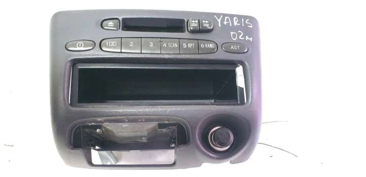 86120-52020 Toyota Yaris Radija/ CD/DVD grotuvas/ navigacija