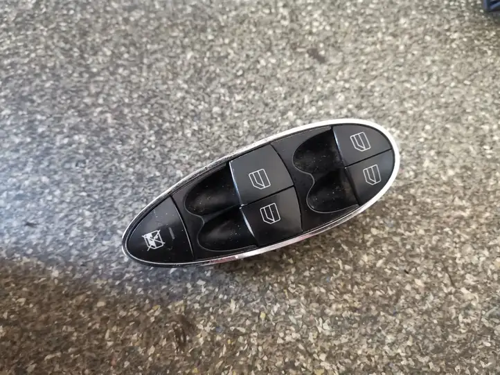 Mercedes-Benz E W211 (2002 - 2009) A2118219951 Блок кнопок стеклоподъемников — фото 1