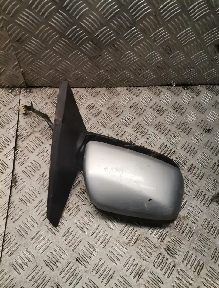 Toyota RAV 4 (XA20) (2000 - 2005) Боковое зеркало с электроприводом — фото 1