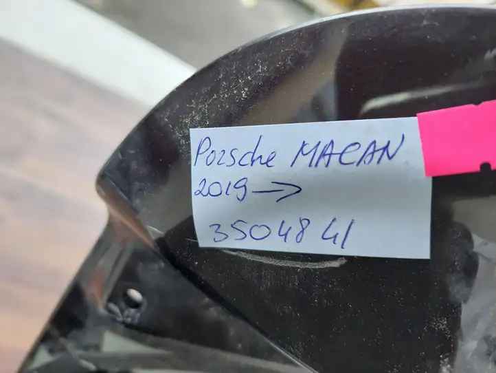 Porsche Macan (95B) (2019 - ) 95B827123 Крышка багажника — фото 2