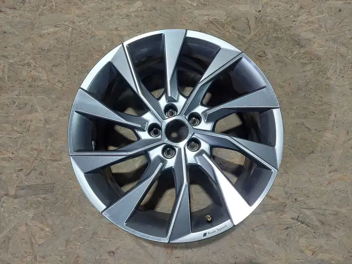 Audi A4 S4 B9 (2015 - 2019) 8W0601025 Легкосплавный колесный диск R19 — фото 1