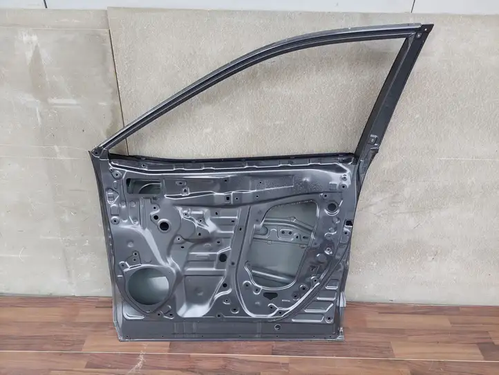 Toyota RAV 4 (XA50) (2018 - ) Дверь — фото 2