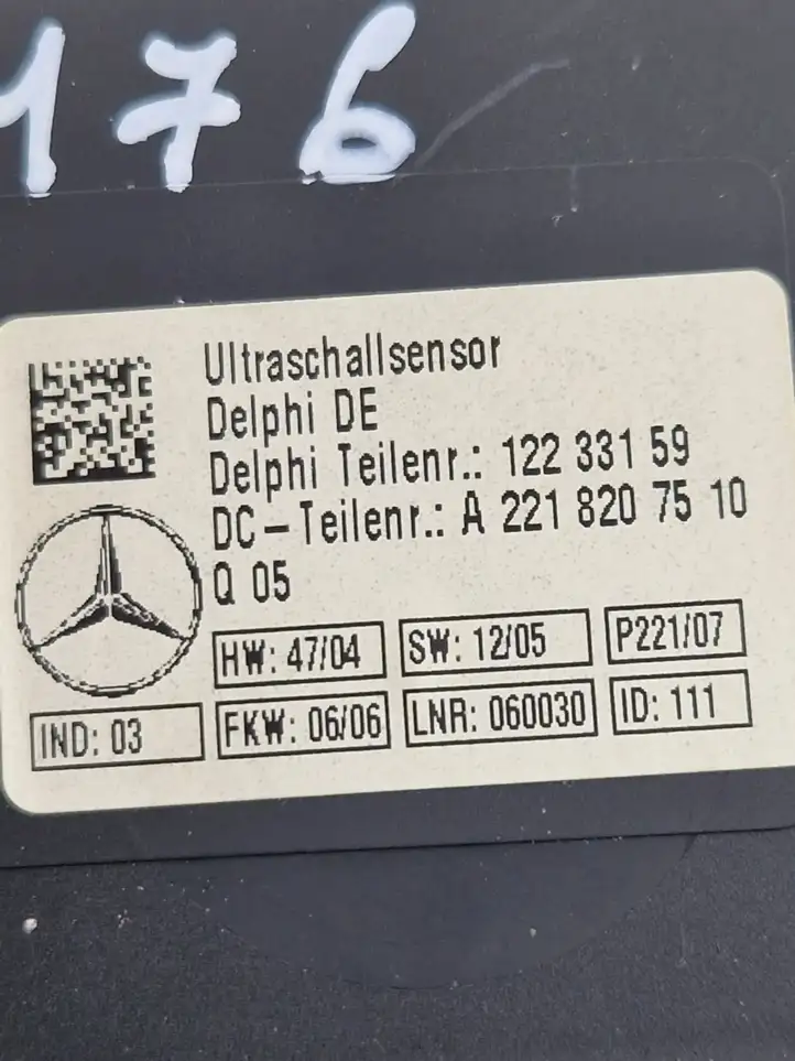 Mercedes-Benz S W221 (2005 - 2013) Датчик охранной сигнализации — фото 4