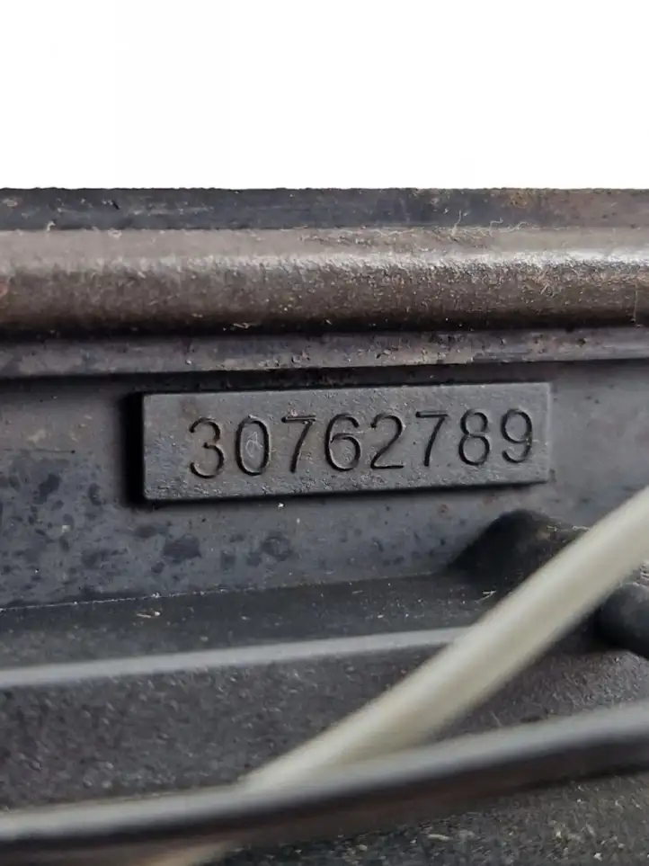 Volvo XC90 (2002 - 2006) Подсветка номера — фото 8