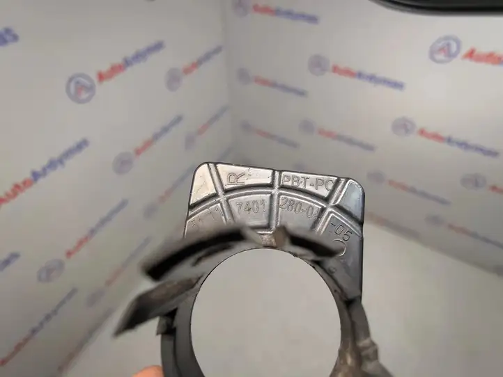 BMW 3 F30 F35 F31 (2012 - 2018) 51117401280 Кронштейн переднего датчика парковки — фото 3