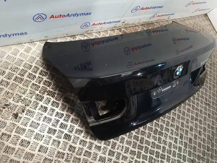 BMW 3 F30 F35 F31 (2012 - 2018) 41007288757 Крышка багажника — фото 3