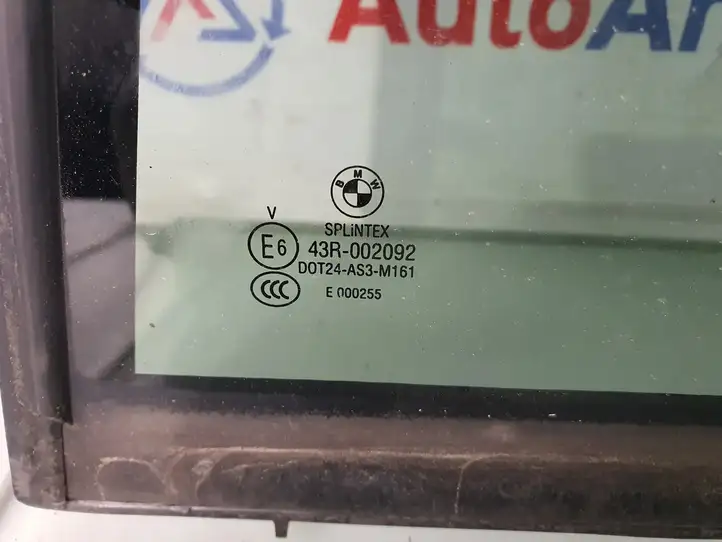 BMW 5 E60 E61 (2004 - 2010) 51357067093 Форточка двери — фото 3