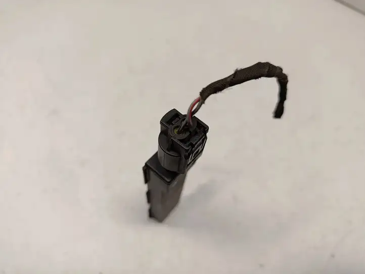 BMW 3 F30 F35 F31 (2012 - 2018) 65209220831 Антенна бесключевого доступа — фото 2