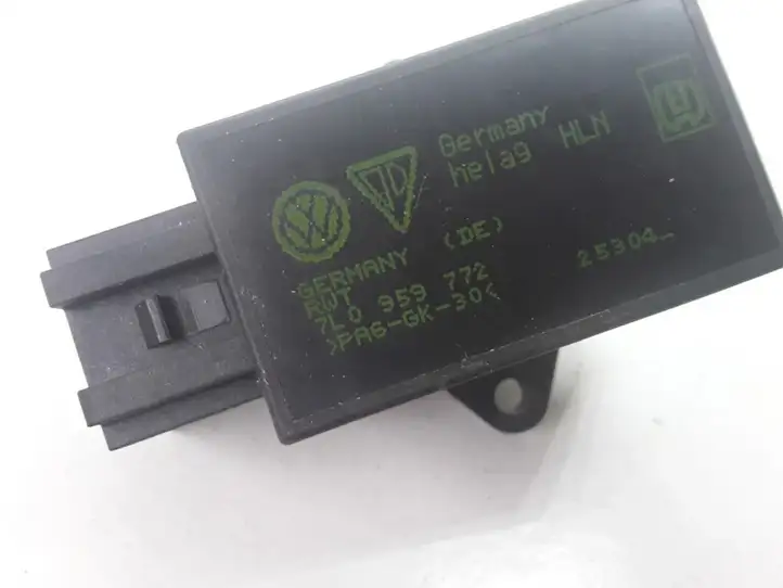 Volkswagen Touareg I (2002 - 2010) 7L0959772 Реле обогрева — фото 4