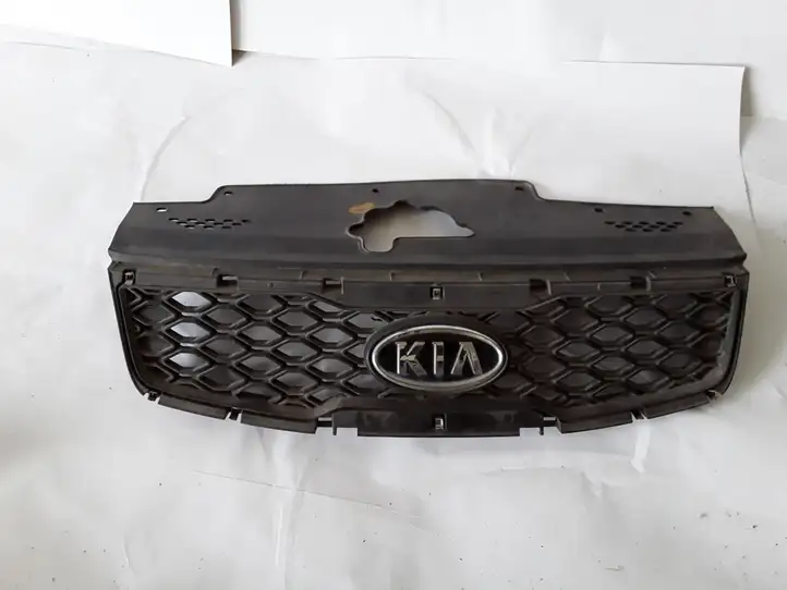 Kia Rio (2009 - 2011) 863601G600 Верхняя решетка радиатора — фото 1