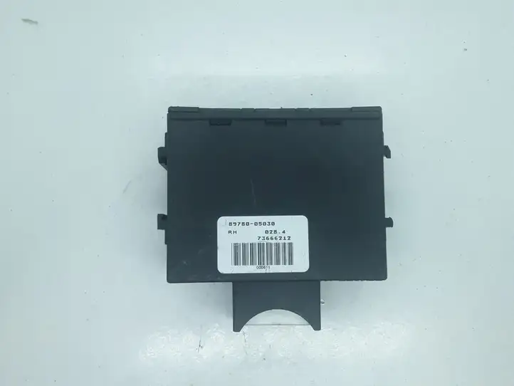 Toyota Avensis T250 (2003 - 2006) 8978005030 Блок иммобилайзера — фото 1