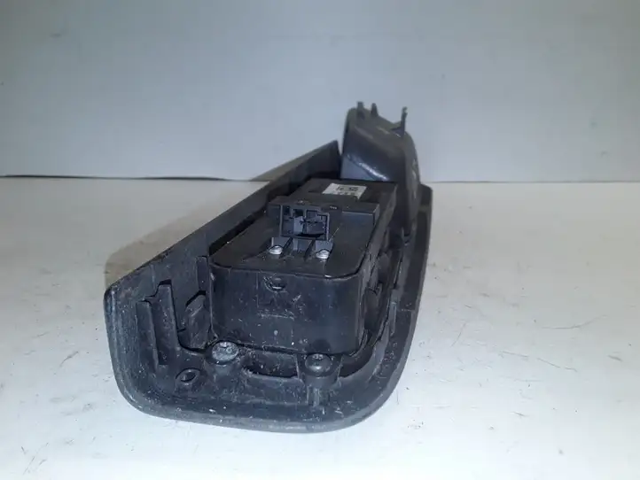 Volvo V50 (2004 - 2008) 03451720 Кнопка стеклоподъемников — фото 2