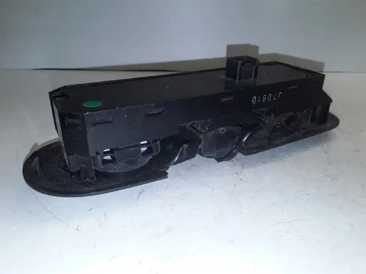 Ford S-MAX (2006 - 2010) 7S7T14A132B Кнопка стеклоподъемников — фото 3