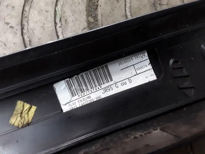 Renault Scenic III - Grand scenic III (2009 - 2016) 768340002R Накладка стоек лобового стекла — фото 4