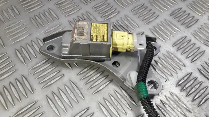 Toyota Avensis Verso (1995 - 2001) 8986044010 Датчик удара SRS — фото 1