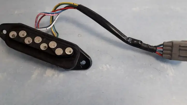 Toyota Previa (XR30, XR40) II (2000 - 2006) Датчик открытия передней двери — фото 1