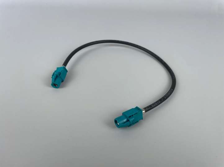 000098601A Volkswagen Polo V 6R USB jungtis