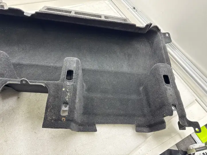 Tesla Model Y (2019 - 2024) 149299455D Коврик для второго ряда — фото 5