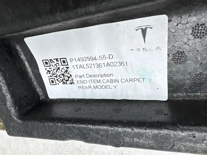 Tesla Model Y (2019 - 2024) 149299455D Коврик для второго ряда — фото 8