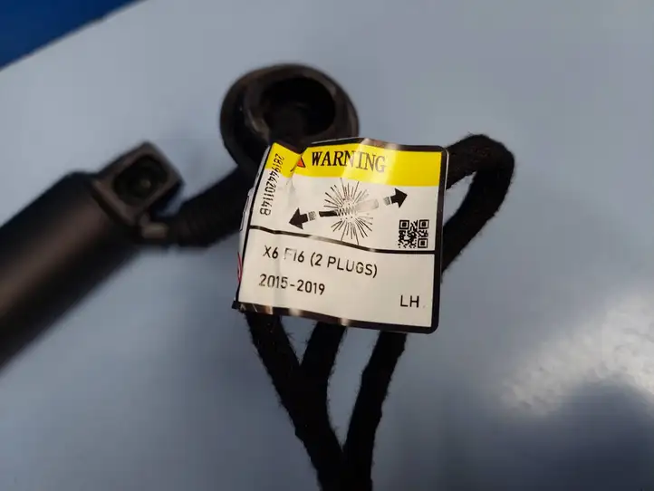 BMW X6 F16 (2014 - 2017) 51247434043 Амортизатор крышки багажника — фото 2