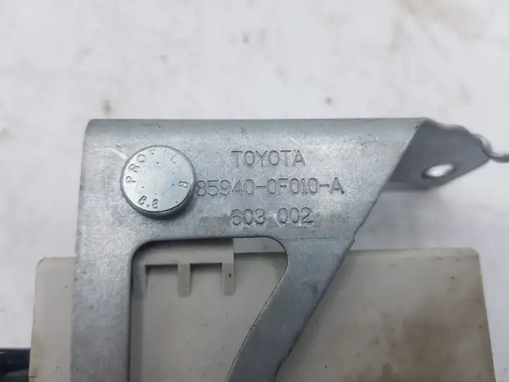 Toyota Corolla Verso E121 (2004 - 2007) 859400F010A Реле стеклоочистителей — фото 3