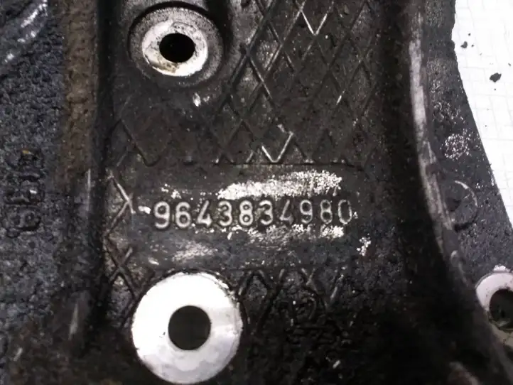 Peugeot 307 CC (2001 - 2005) 9643834980 Кронштейн двигателя — фото 5