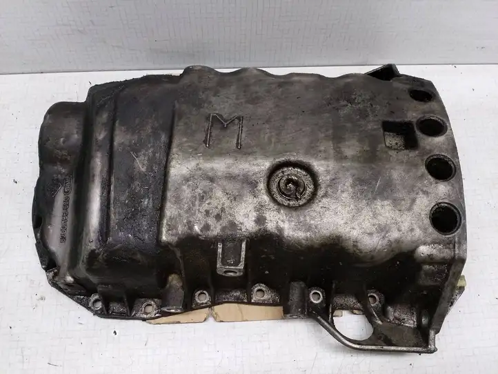 Renault Scenic II - Grand scenic II (2003 - 2006) 8200185680 Картер двигателя — фото 1