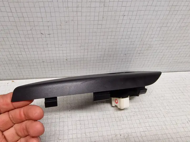 Subaru Outback (2009 - 2014) 94263AJ040 Кнопка стеклоподъемников — фото 4