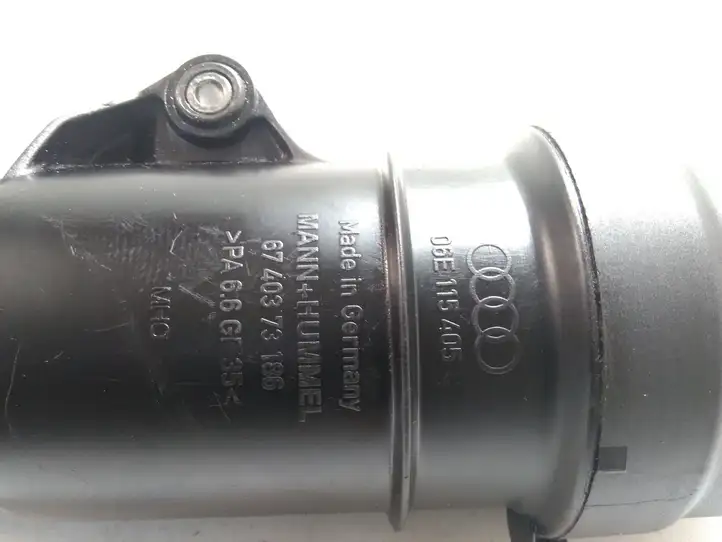Audi A6 S6 C6 4F (2004 - 2008) 06E115405C Кронштейн масляного фильтра — фото 4